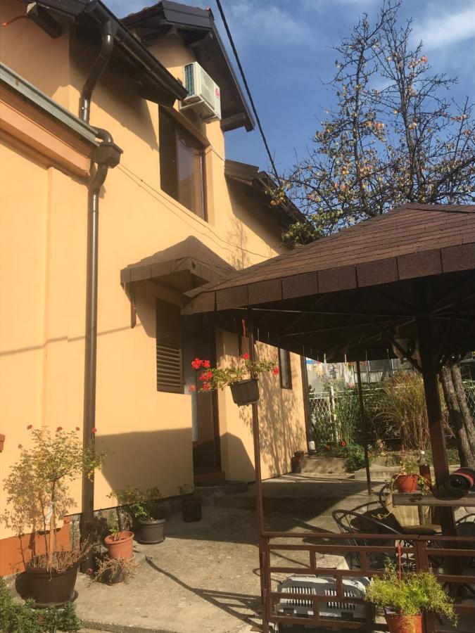 Stan Na Dan Gornji Milanovac-Centar-Nova Gradnja Exterior photo